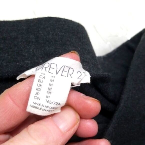 Forever 21 Stretch Mini Ski… - Picture 3 of 3